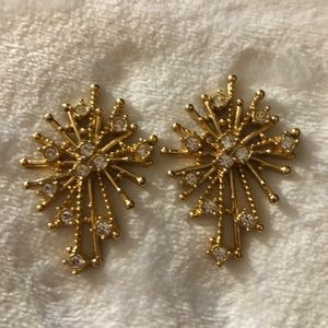 Gold Avon Vintage Earring’s